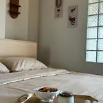Top-floor Apartment: Amazing & Sea View アパート
