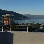 Top-floor Apartment: Amazing & Sea View アパート Vlorë