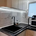 アパート Top-floor Apartment: Amazing & Sea View