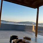 Top-floor Apartment: Amazing & Sea View *