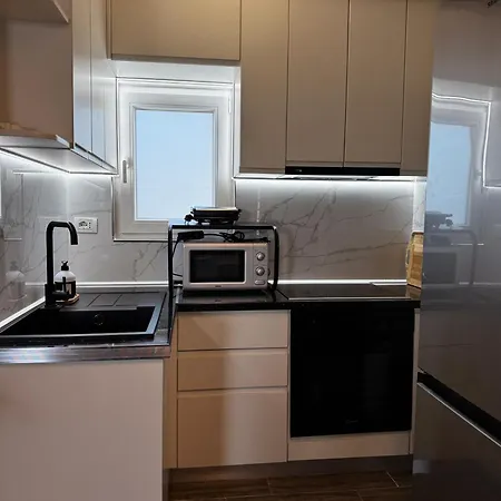 Appartement Top-floor Apartment: Amazing & Sea View Vlorë