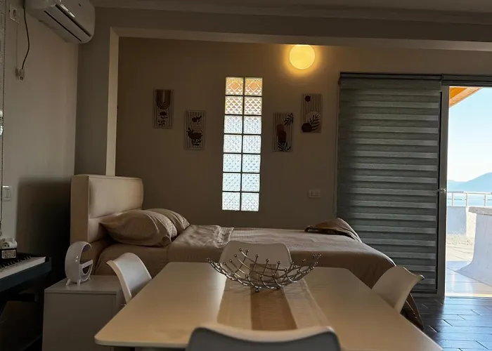 Top-floor Apartment: Amazing & Sea View Apartament *
