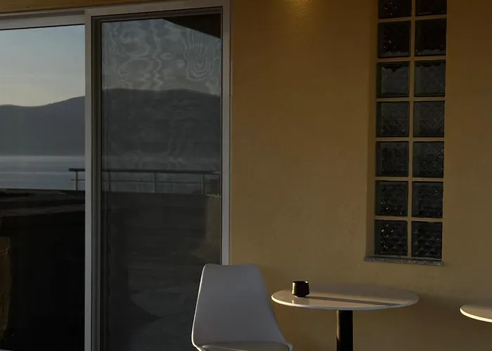 Top-floor Apartment: Amazing & Sea View Apartament Wlora