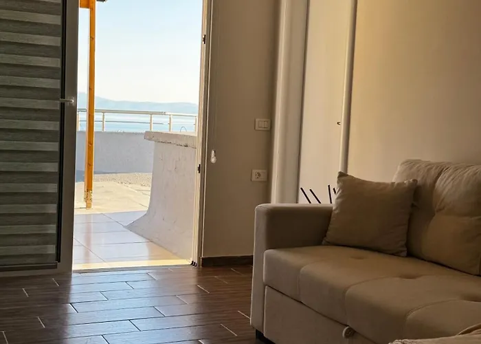 Top-floor Apartment: Amazing & Sea View *