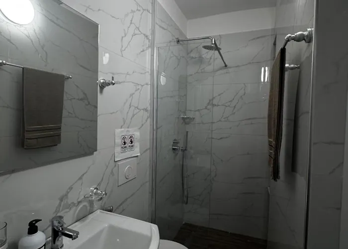 Top-floor Apartment: Amazing & Sea View * Vlorë